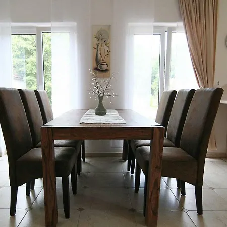 Appartement Barrierefreie Fewo Auf Dem Gutshof Langerwisch *